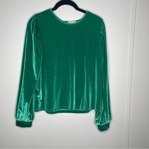 Tucker and tate green velvet long sleeve blouse size XL 14-16